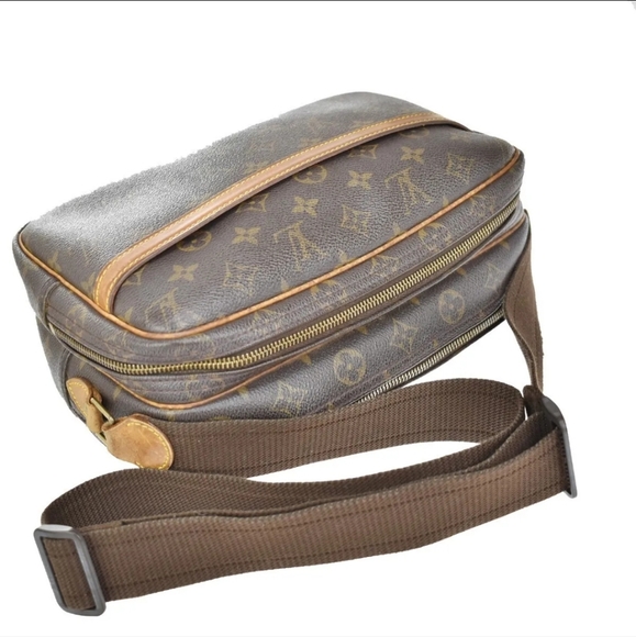 LOUIS VUITTON Reporter PM Crossbody Shoulder Bag Monogram Leather - Picture 3 of 16